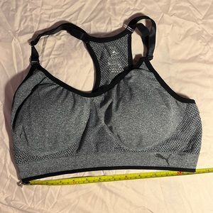 Puma sports bra w/ removable pads